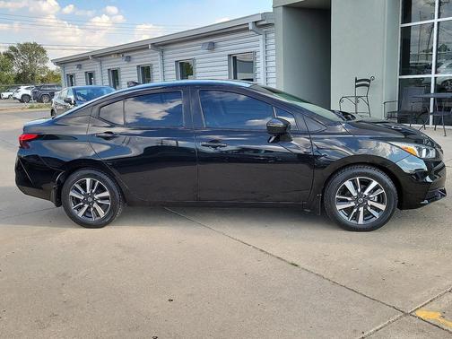 2021 Nissan Versa 1.6 SV