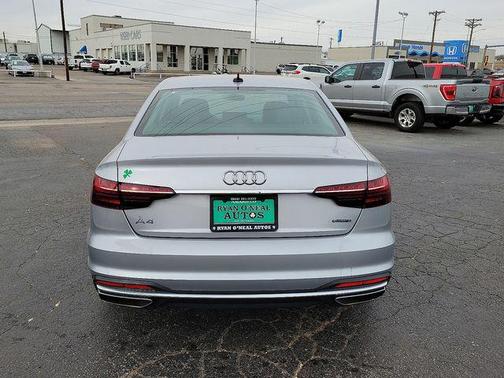 2022 Audi A4 40 Premium