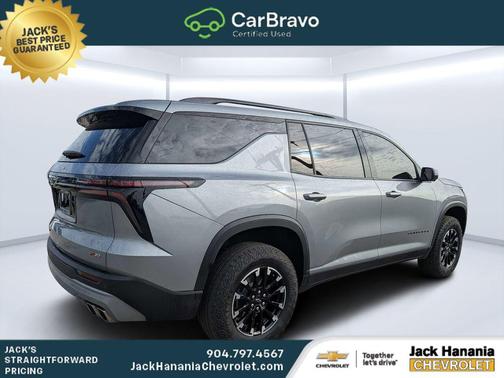 Sterling Gray Metallic 2024 Chevrolet Traverse AWD Z71