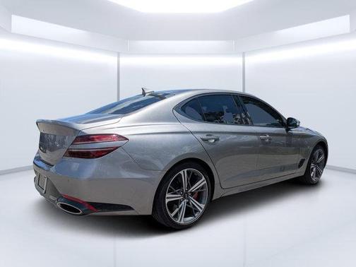 2024 Genesis G70 2.5T RWD