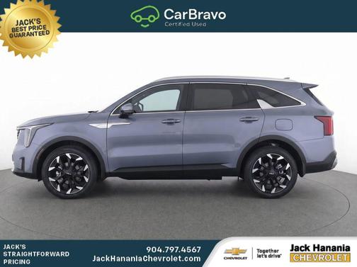 Everlasting Silver 2025 Kia Sorento EX