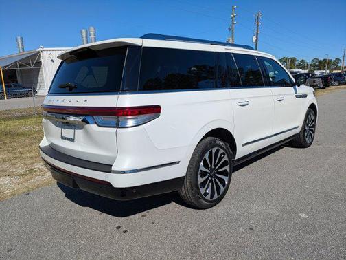 2024 Lincoln Navigator Reserve