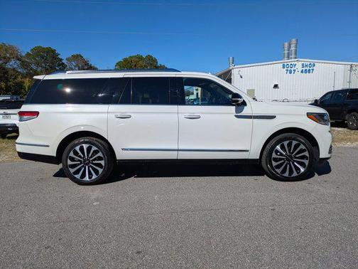 2024 Lincoln Navigator Reserve