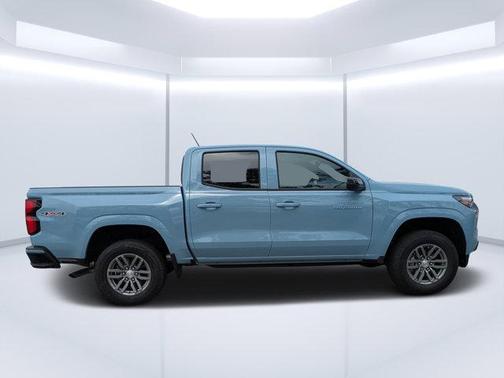 2025 Chevrolet Colorado LT