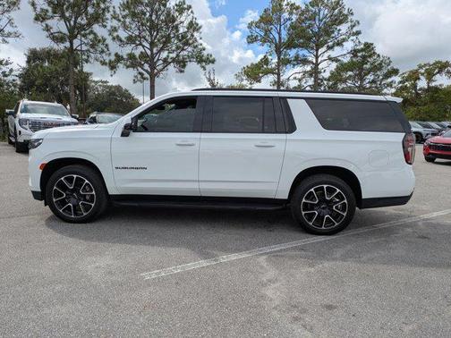 2022 Chevrolet Suburban RST