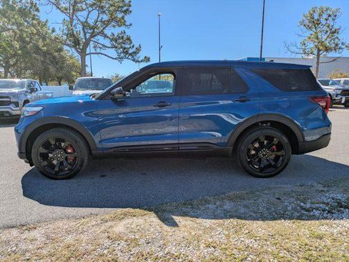 2021 Ford Explorer ST