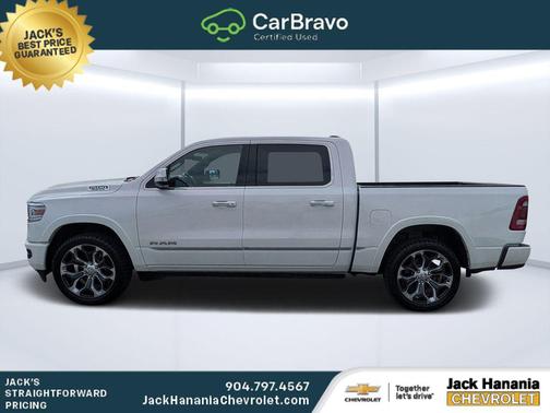 Ivory White Tri-Coat Pearlcoat 2022 RAM 1500 Limited