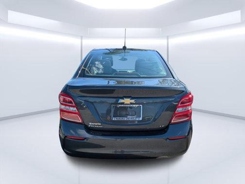 2020 Chevrolet Sonic FWD Sedan LT