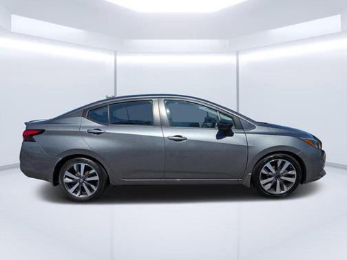 2020 Nissan Versa 1.6 S