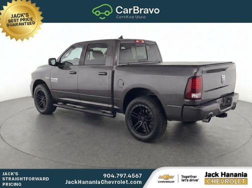 Granite Crystal Metallic Clearcoat 2017 RAM 1500 Sport
