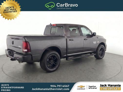 Granite Crystal Metallic Clearcoat 2017 RAM 1500 Sport