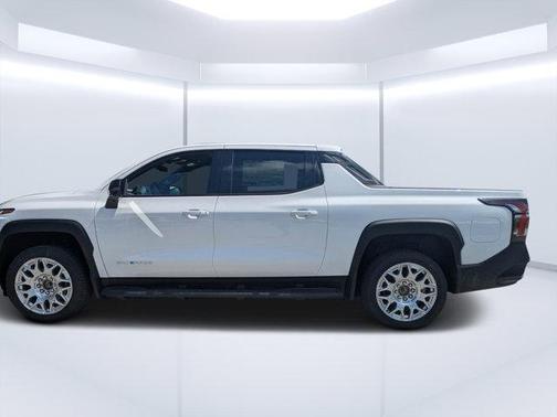 2025 Chevrolet Silverado EV LT