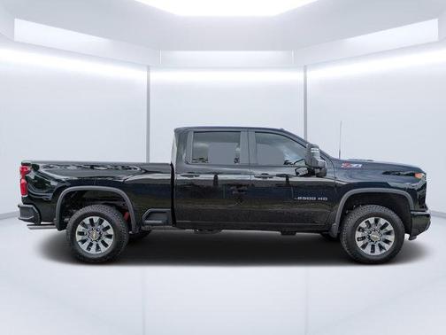 2025 Chevrolet Silverado 2500 Custom