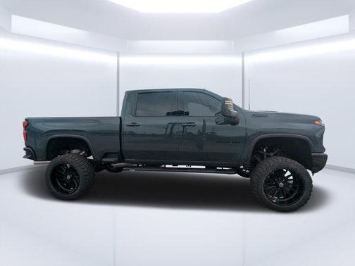 2025 Chevrolet Silverado 2500 LTZ