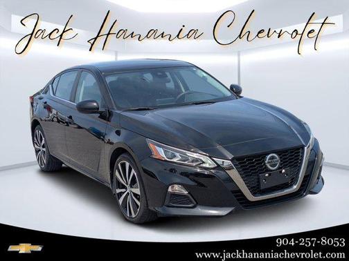 2022 Nissan Altima SR Intelligent AWD