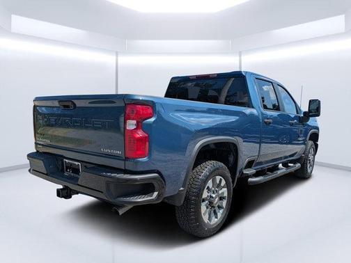 2025 Chevrolet Silverado 2500 Custom