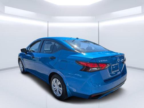 2020 Nissan Versa 1.6 S