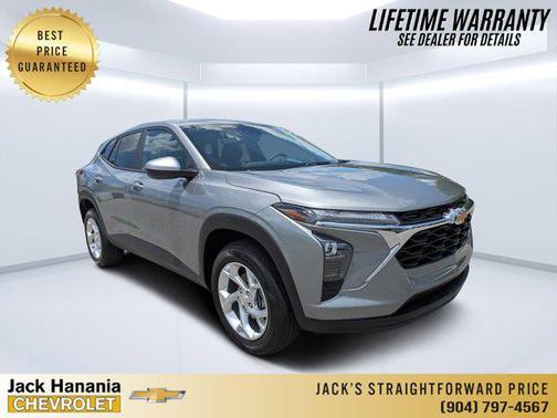 2025 Chevrolet Trax LS