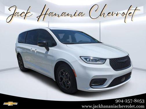 2023 Chrysler Pacifica Hybrid Limited