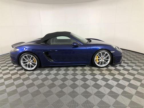 2023 Porsche 718 Spyder Base