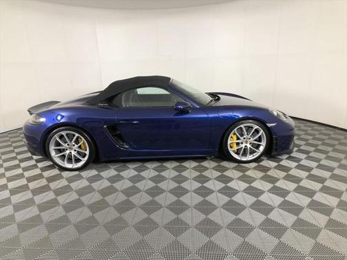 2023 Porsche 718 Spyder Base