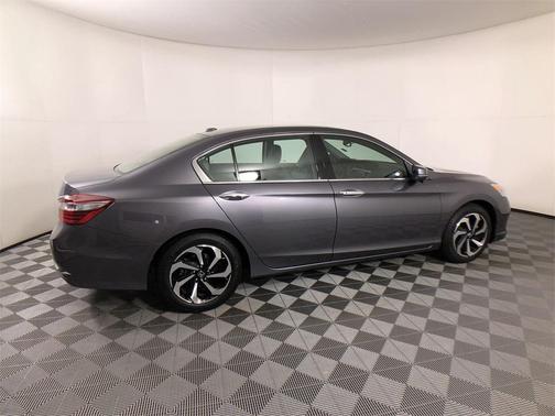 2017 Honda Accord EX-L w/Navigation & Honda Sensing