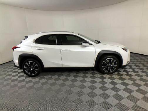 2022 Lexus UX 200 Base
