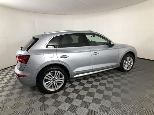 2019 Audi Q5 2.0T Prestige