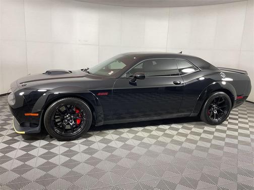 2023 Dodge Challenger R/T Scat Pack Widebody