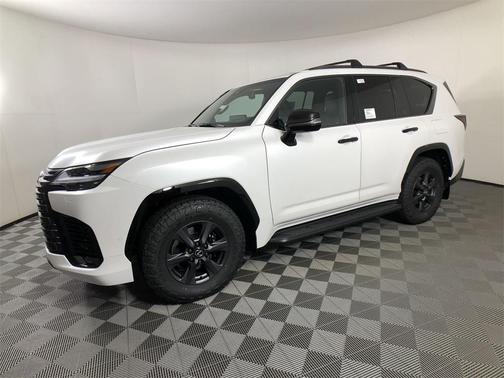 2025 Lexus LX 700h Overtrail
