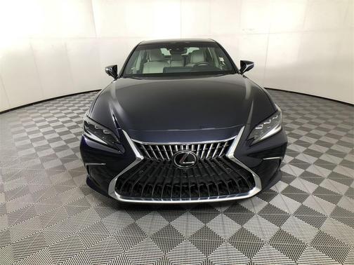 2024 Lexus ES 350 Ultra Luxury
