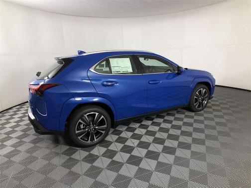 2025 Lexus UX 300h Premium