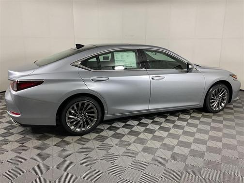 2025 Lexus ES 350 Ultra Luxury