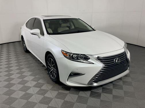 2016 Lexus ES 350 Base