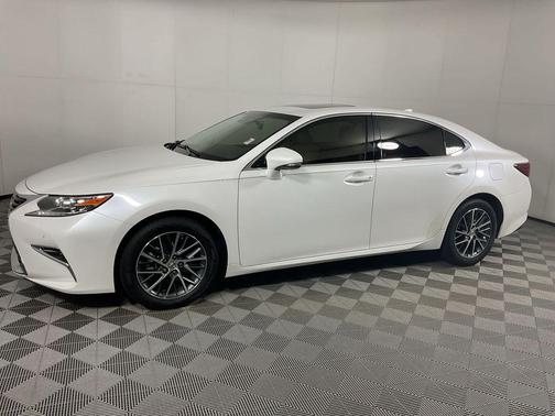 2016 Lexus ES 350 Base