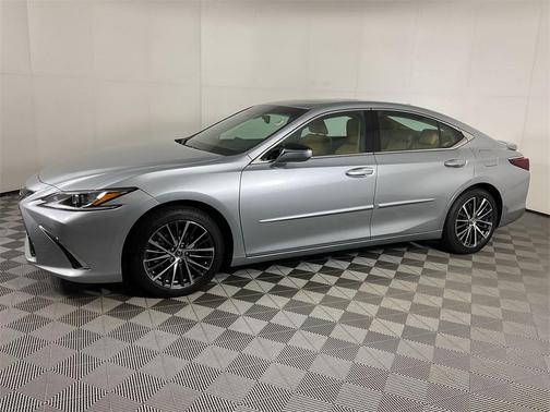 2023 Lexus ES 300h Premium