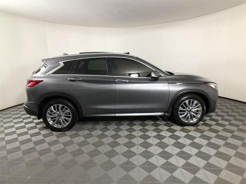 2024 INFINITI QX50 LUXE AWD