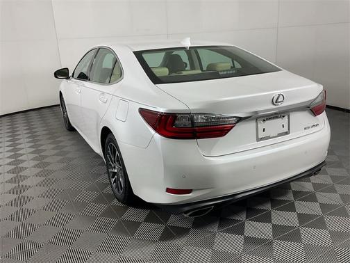 2018 Lexus ES 350 Base