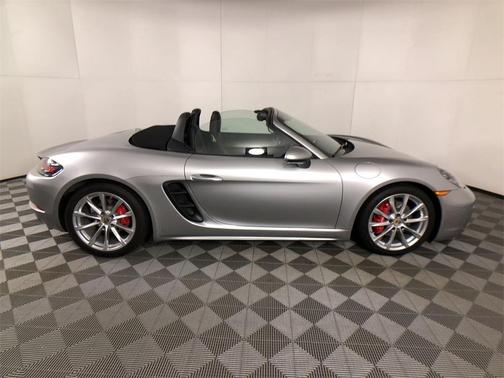 2021 Porsche 718 Boxster S