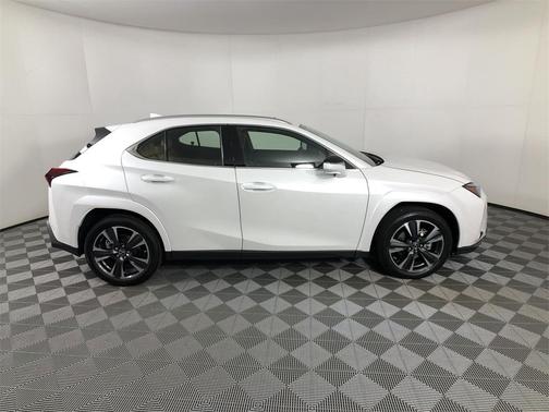 2024 Lexus UX 250h Base