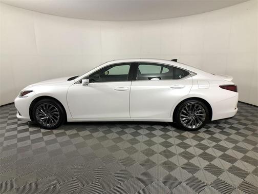 2024 Lexus ES 350 Ultra Luxury