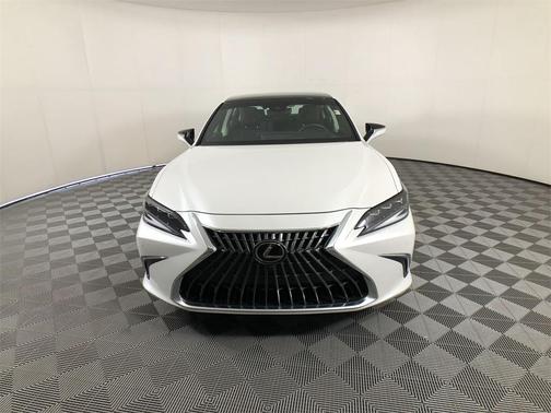 2024 Lexus ES 350 Ultra Luxury