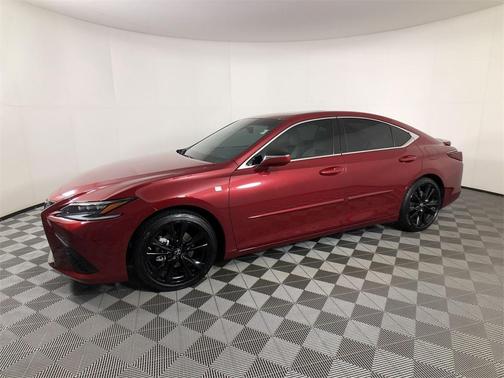 2023 Lexus ES 300h Base