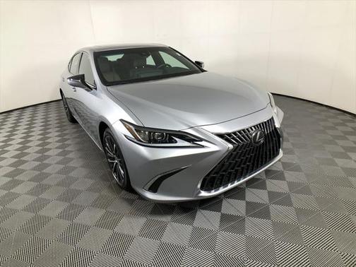 2024 Lexus ES 300h Premium