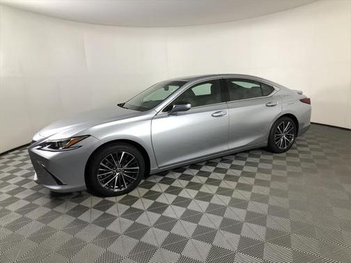 2024 Lexus ES 300h Premium