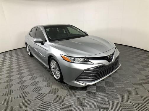 2018 Toyota Camry XLE