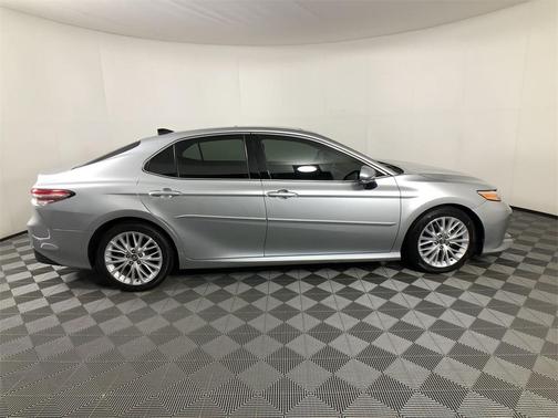 2018 Toyota Camry XLE