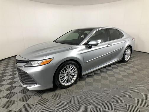 2018 Toyota Camry XLE
