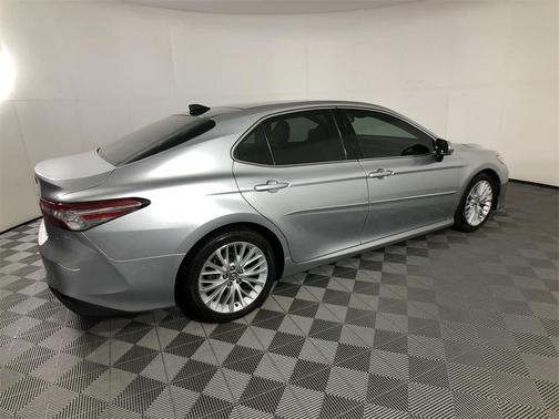 2018 Toyota Camry XLE