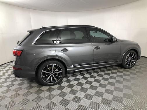 2023 Audi Q7 55 Prestige